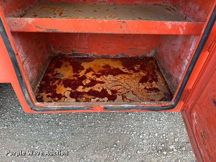 image for item EG5966 2012 Mack CXU613 toter truck