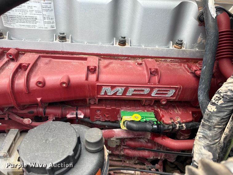 image for item EG5966 2012 Mack CXU613 toter truck