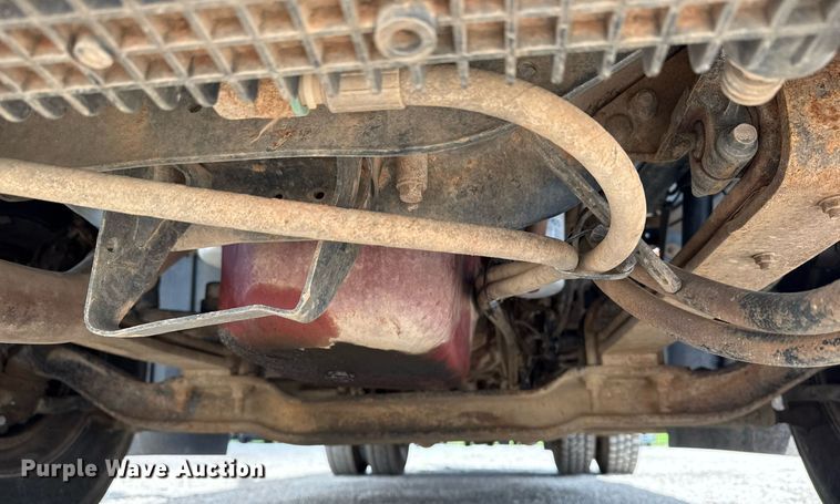 image for item EG5966 2012 Mack CXU613 toter truck