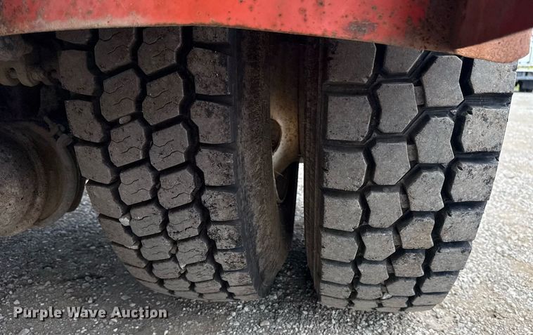 image for item EG5966 2012 Mack CXU613 toter truck