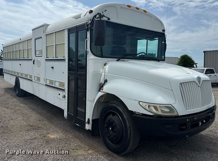 image for item EG5972 2008 International prisoner transport bus