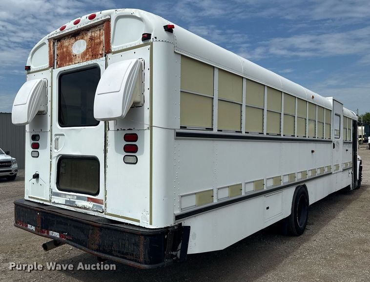 image for item EG5972 2008 International prisoner transport bus