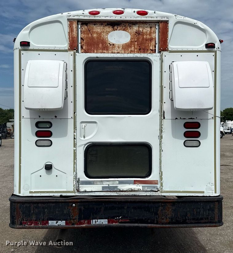 image for item EG5972 2008 International prisoner transport bus