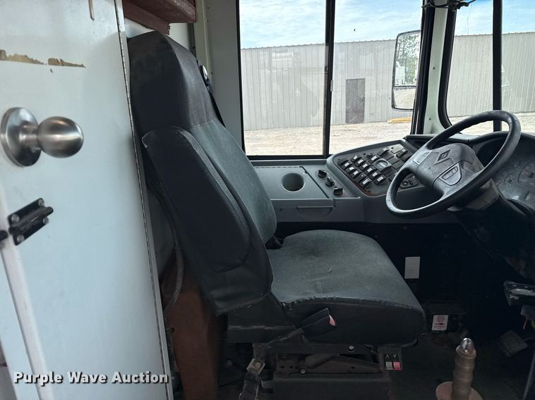 image for item EG5972 2008 International prisoner transport bus