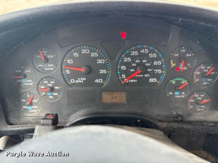 image for item EG5972 2008 International prisoner transport bus