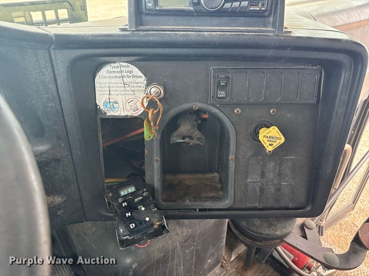 image for item EG5972 2008 International prisoner transport bus