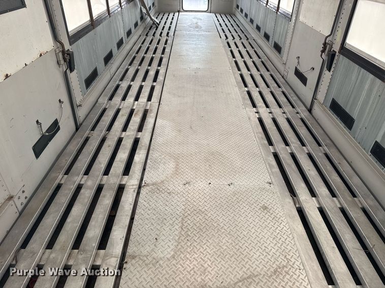 image for item EG5972 2008 International prisoner transport bus