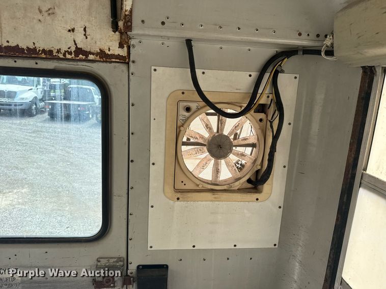 image for item EG5972 2008 International prisoner transport bus