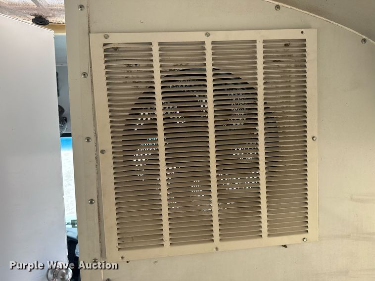 image for item EG5972 2008 International prisoner transport bus