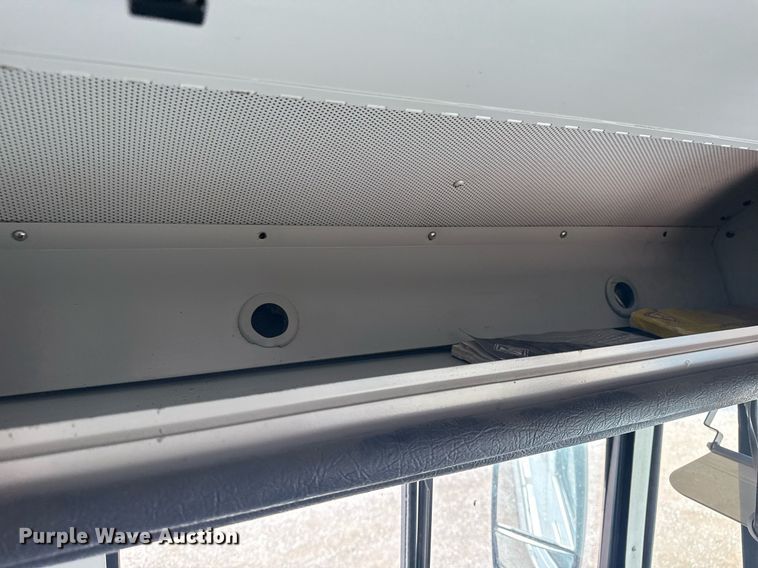 image for item EG5972 2008 International prisoner transport bus