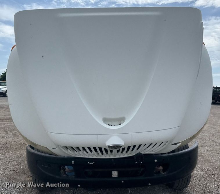 image for item EG5972 2008 International prisoner transport bus