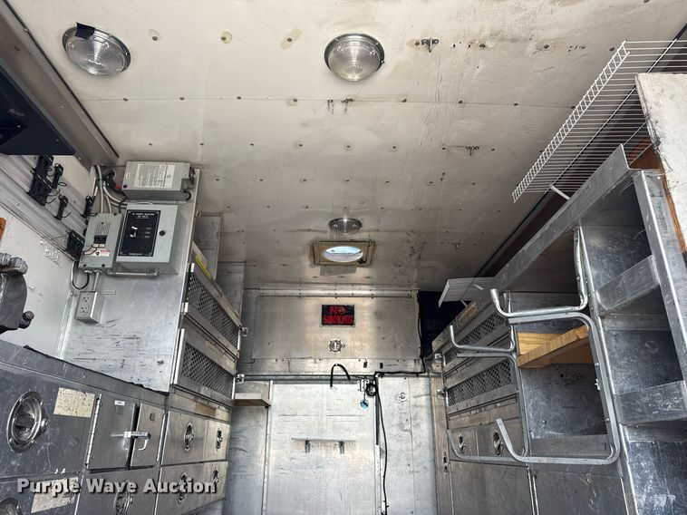 image for item EG5975 2005 GMC C4500 utility / service truck