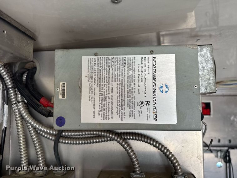 image for item EG5975 2005 GMC C4500 utility / service truck