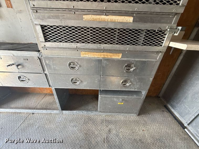 image for item EG5975 2005 GMC C4500 utility / service truck