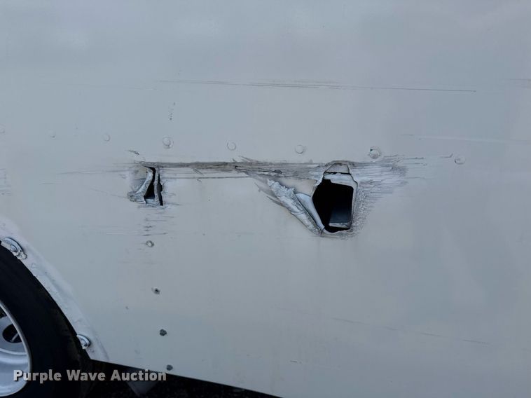 image for item EG5975 2005 GMC C4500 utility / service truck