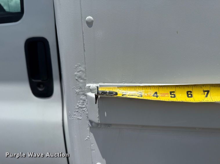 image for item EG5975 2005 GMC C4500 utility / service truck