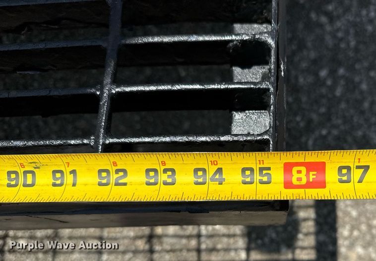 image for item EG5975 2005 GMC C4500 utility / service truck