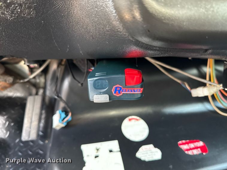 image for item EG5975 2005 GMC C4500 utility / service truck