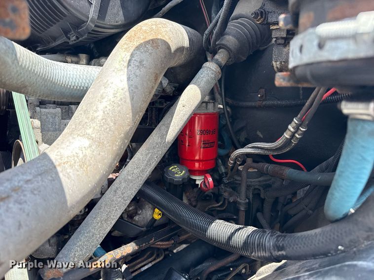 image for item EG5975 2005 GMC C4500 utility / service truck