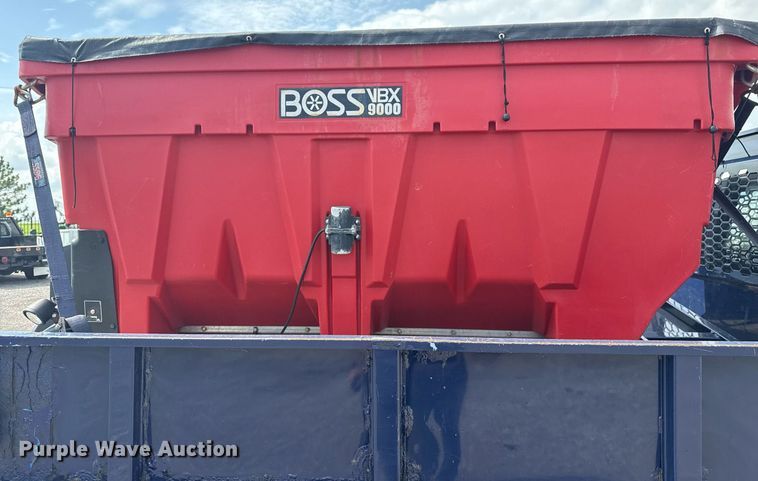 image for item EG5982 2019 Ford F350 Super Duty Crew Cab flatbed pickup truck