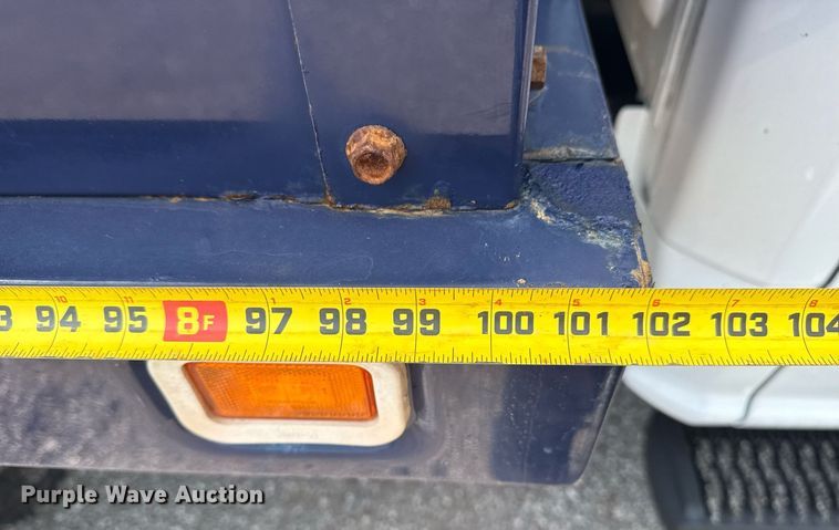 image for item EG5982 2019 Ford F350 Super Duty Crew Cab flatbed pickup truck