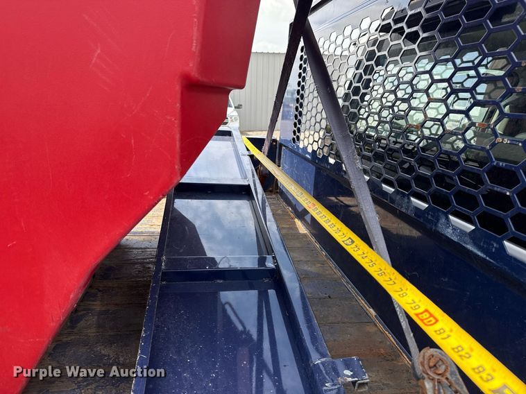 image for item EG5982 2019 Ford F350 Super Duty Crew Cab flatbed pickup truck