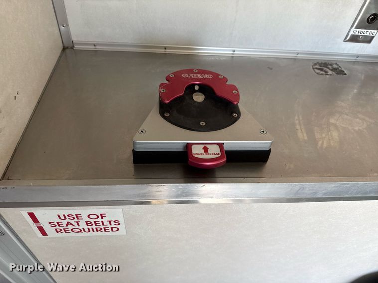 image for item EG5988 2001 Ford E350 Super Duty ambulance