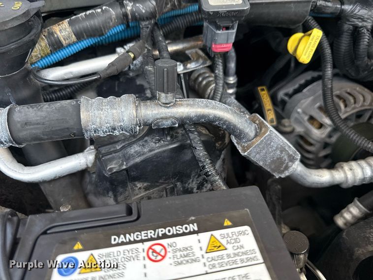 image for item EG5988 2001 Ford E350 Super Duty ambulance