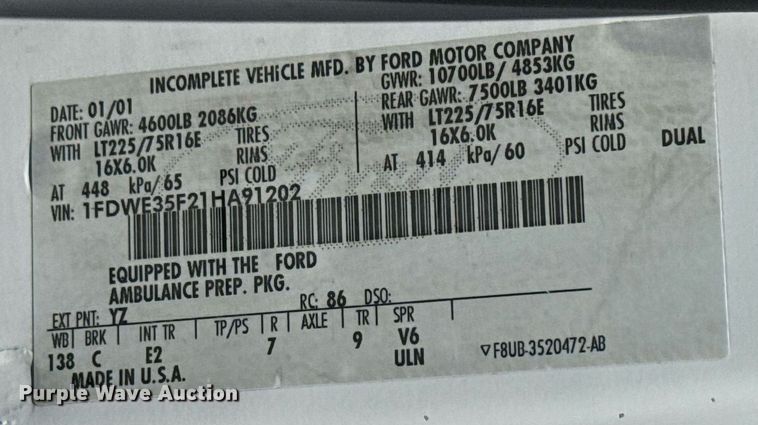 image for item EG5988 2001 Ford E350 Super Duty ambulance