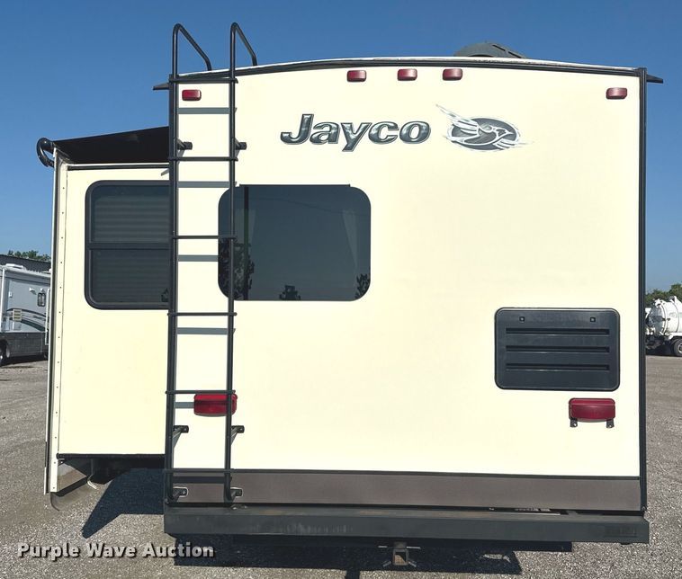image for item EG5990 2016 Jayco Eagle HT camper