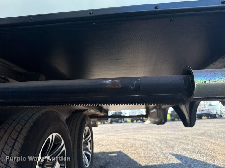 image for item EG5990 2016 Jayco Eagle HT camper