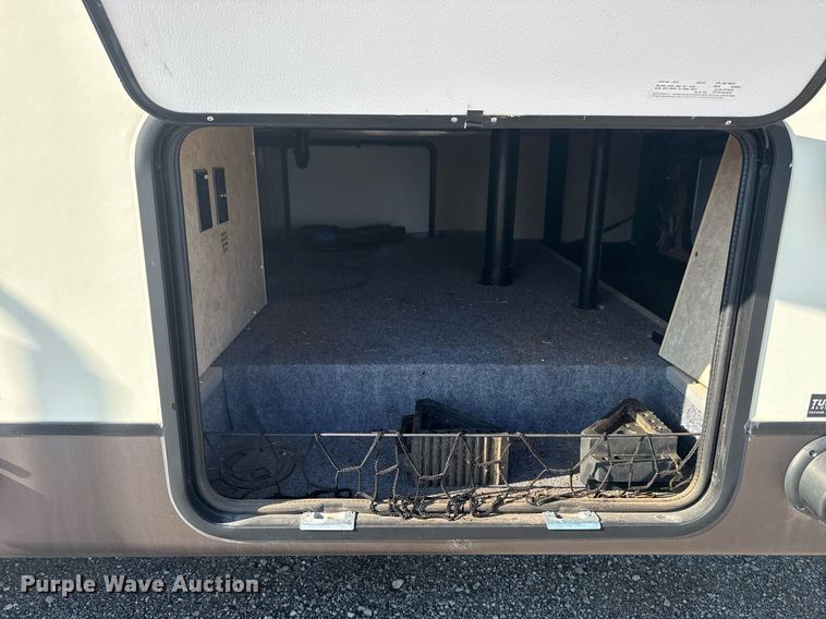 image for item EG5990 2016 Jayco Eagle HT camper