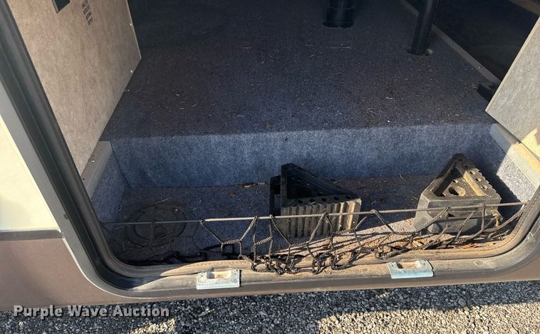 image for item EG5990 2016 Jayco Eagle HT camper