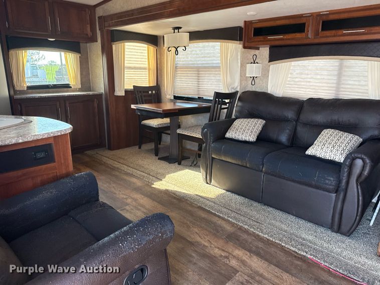 image for item EG5990 2016 Jayco Eagle HT camper