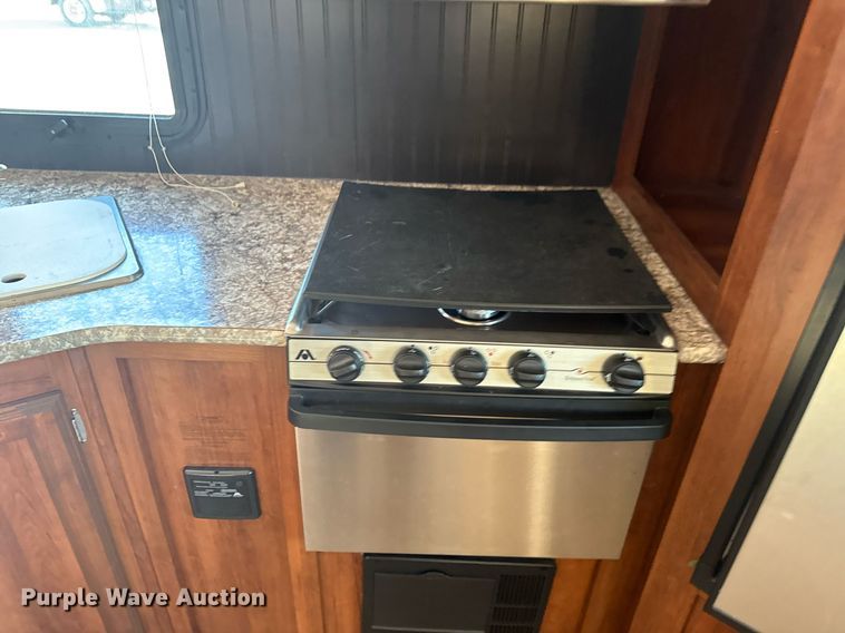 image for item EG5990 2016 Jayco Eagle HT camper