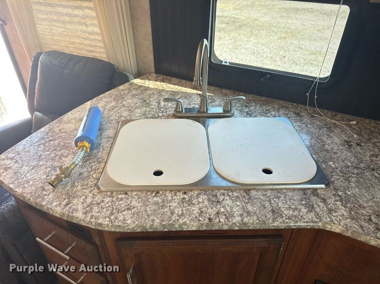 image for item EG5990 2016 Jayco Eagle HT camper