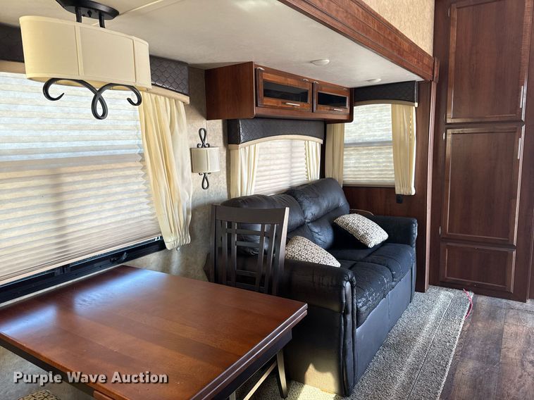 image for item EG5990 2016 Jayco Eagle HT camper