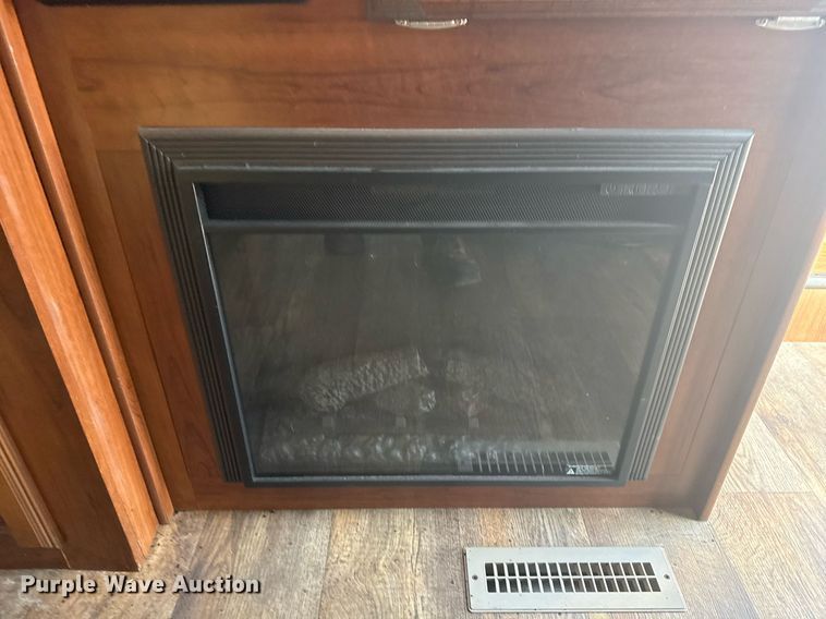 image for item EG5990 2016 Jayco Eagle HT camper