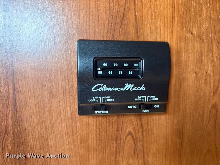 image for item EG5990 2016 Jayco Eagle HT camper