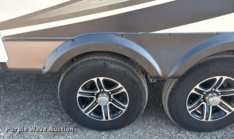 image for item EG5990 2016 Jayco Eagle HT camper