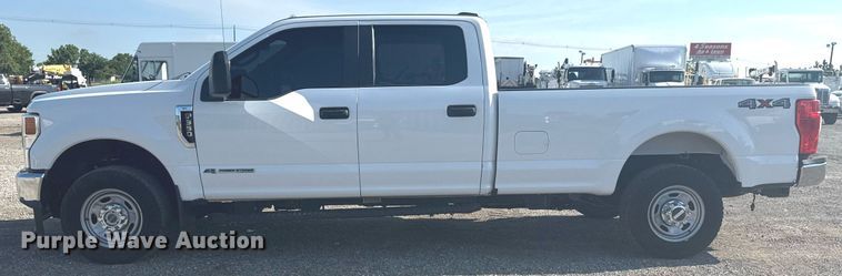 image for item EG5992 2021 Ford F350 Super Duty Crew Cab pickup truck