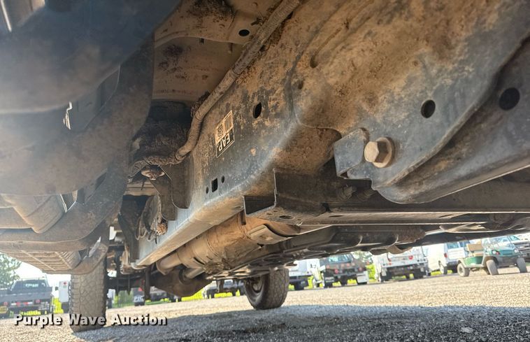 image for item EG5992 2021 Ford F350 Super Duty Crew Cab pickup truck