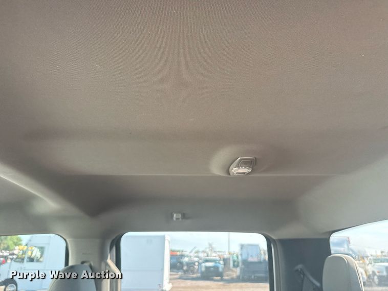 image for item EG5992 2021 Ford F350 Super Duty Crew Cab pickup truck