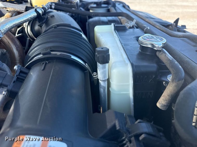 image for item EG5992 2021 Ford F350 Super Duty Crew Cab pickup truck