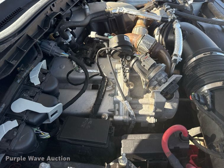 image for item EG5992 2021 Ford F350 Super Duty Crew Cab pickup truck