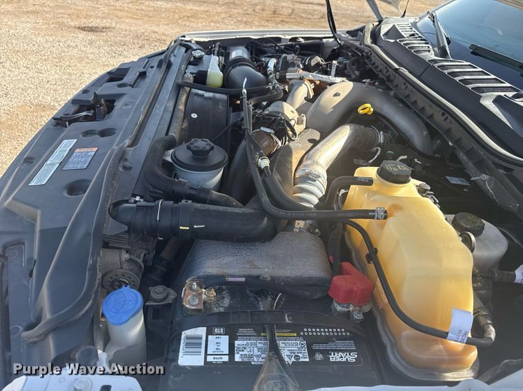 image for item EG5992 2021 Ford F350 Super Duty Crew Cab pickup truck