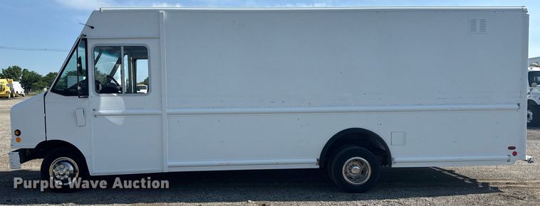 image for item EG5994 2010 Ford E450 delivery truck