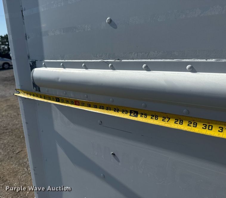 image for item EG5994 2010 Ford E450 delivery truck