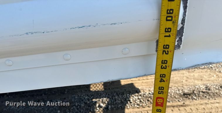 image for item EG5994 2010 Ford E450 delivery truck