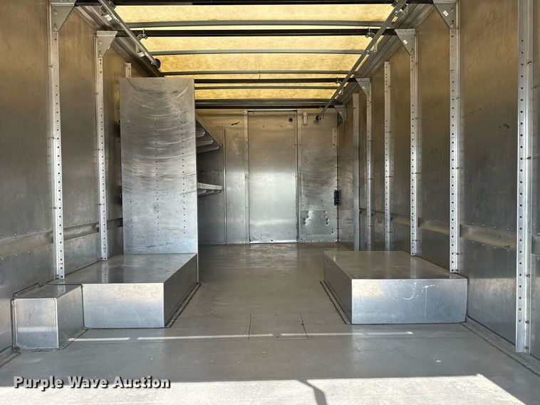 image for item EG5994 2010 Ford E450 delivery truck